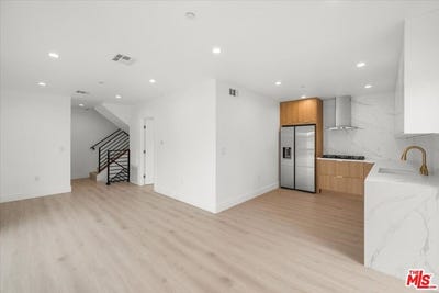 /international/us/4922-s-centinela-ave-los-angeles-ca-110107601630/