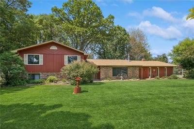 /international/us/2216-146th-avenue-ne-ham-lake-mn-110100372518/?lang=en