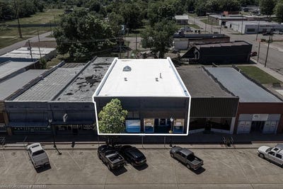 /international/us/147-149-n-broadway-ave-booneville-ar-110108280739/