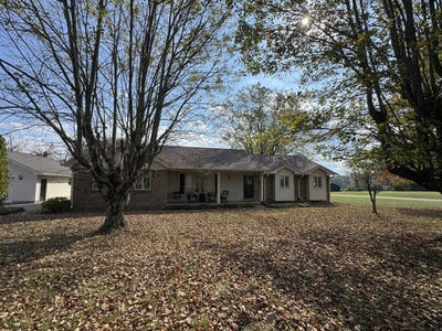 /international/us/272-hawk-creek-road-london-ky-110120634430/
