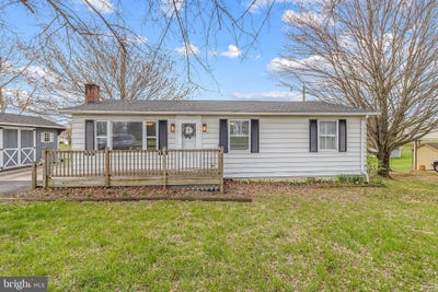 /international/us/1570-nadenbousch-lane-inwood-wv-110107075729/