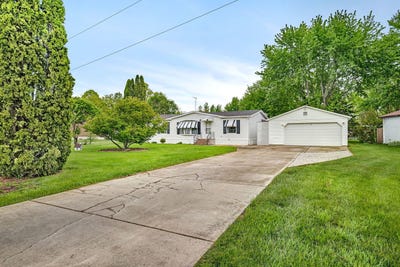 /international/us/2910-e-11th-road-ottawa-il-110107786936/