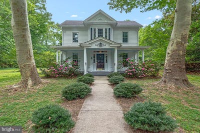 /international/us/3952-irvington-rd-irvington-va-110108848227/