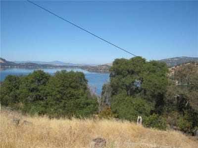 /international/us/3015-oak-crest-clearlake-ca-110110145591/