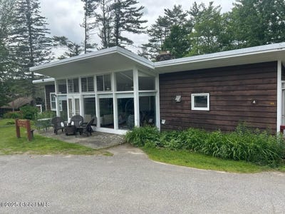 /international/us/4a-high-pines-terrace-warrensburg-ny-110100129557/