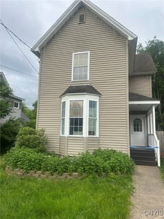 /international/us/24-elm-street-whitestown-ny-110100308914/