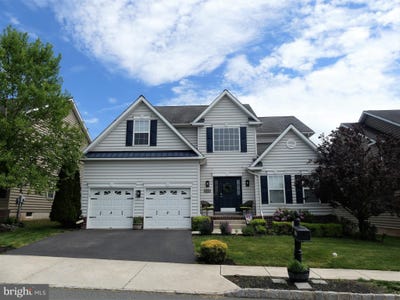 /international/us/2137-larkspur-court-pennsburg-pa-110108797478/