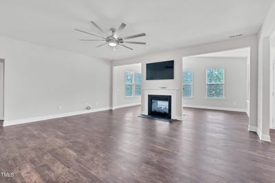 /international/us/917-avalon-drive-mebane-nc-110101164087/