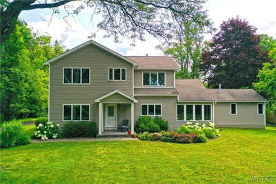 /international/us/97-jewett-holmwood-road-aurora-ny-110101231982/