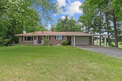 /international/us/n1128-county-road-w-fremont-wi-110100123604/
