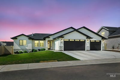 /international/us/924-elk-butte-ave-kimberly-id-110107475201/