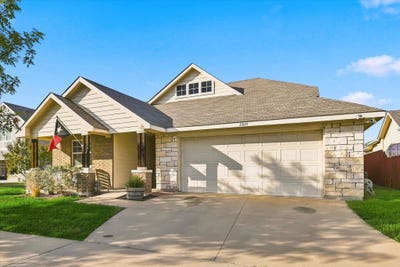 /international/us/2924-englefield-green-denton-tx-110120800427/