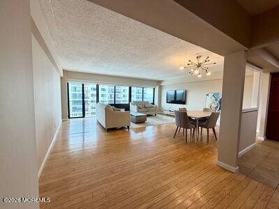 /international/us/45-ocean-avenue-monmouth-beach-nj-110108586099/