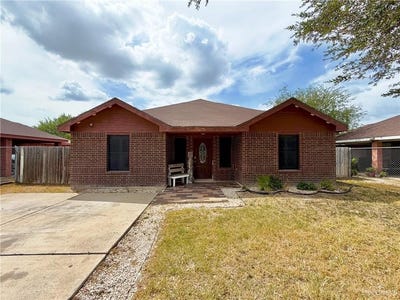 /international/us/1909-salinas-street-mission-tx-110110187648/