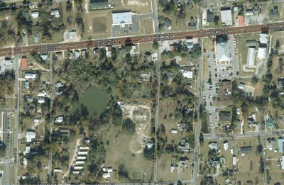/international/us/736-2nd-street-chipley-fl-110104452636/