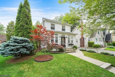 /international/us/103-cedar-st-nutley-twp-nj-110100381596/