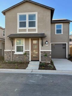 /international/us/6576-e-clingstone-dr-fresno-ca-110108331023/