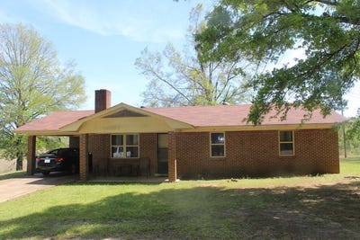 /international/us/383-county-road-184-coffeeville-ms-110107224669/