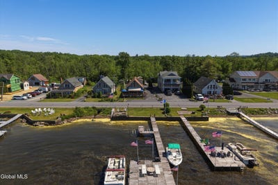 /international/us/1382-nys-rt-9p-saratoga-ny-110108570219/