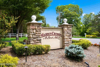 /international/us/26-daly-court-old-bridge-nj-110109036680/