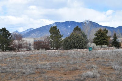 /international/us/lot-33-sierra-vista-ln-taos-nm-110087976146/?lang=zh-cn