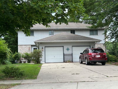 /international/us/1210-williams-st-lake-geneva-wi-110101027792/