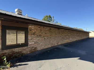/international/us/1801-w-lakeview-drive-johnson-city-tn-110105779751/