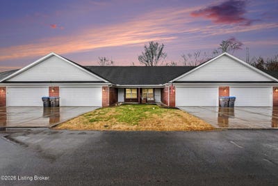 /international/us/6712-woods-mill-dr-louisville-ky-110108540816/