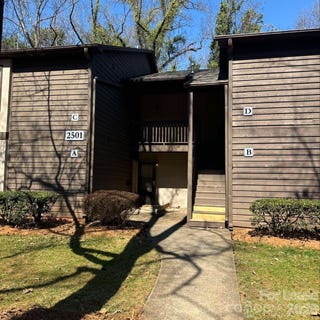 /international/us/2501-kilborne-drive-charlotte-nc-110107319475/