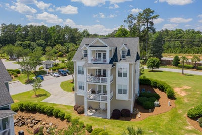 /international/us/107-waterway-court-13c-lexington-sc-110099907936/