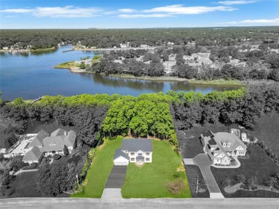 /international/us/84-w-james-hawkins-road-moriches-ny-110096312126/?lang=zh-tw