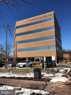 /international/us/2296-opitz-boulevard-woodbridge-va-110100379551/