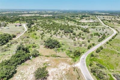 /international/us/7422-boswell-court-lipan-tx-110103147828/