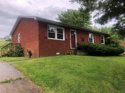 /international/us/222-mary-ave-flemingsburg-ky-110100268220/