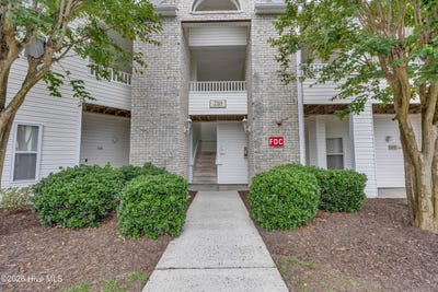 /international/us/210-fullford-lane-wilmington-nc-110108959863/