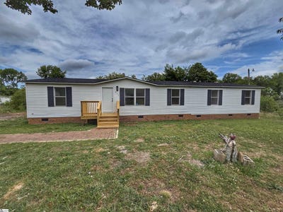/international/us/217-angells-drive-woodruff-sc-110107783576/