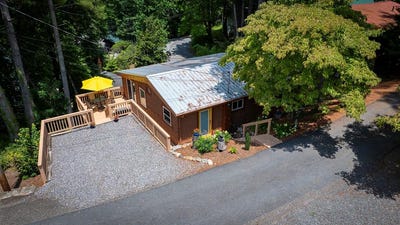 /international/us/28-black-bear-court-robbinsville-nc-110093316391/?lang=zh-tw