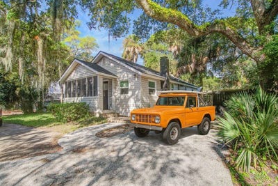 /international/us/112-w-huron-avenue-folly-beach-sc-110105332815/