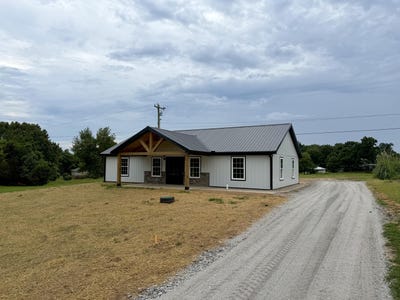 /international/us/111-crestview-lane-cadiz-ky-110109525948/