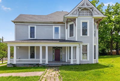 /international/us/410-w-lexington-avenue-winchester-ky-110108411707/