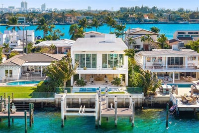 /international/us/1161-stillwater-dr-miami-beach-fl-110105389495/