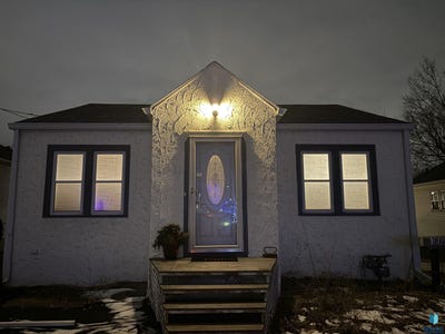 /international/us/1605-w-9th-st-sioux-falls-sd-110120528236/