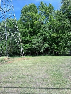 /international/us/county-line-road-trinity-nc-110107820962/