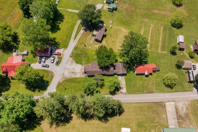/international/us/1595-1601-pleasant-valley-dr-vinton-oh-110108661731/