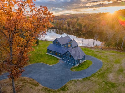 /international/us/30-farr-road-chesterfield-nh-110103172648/