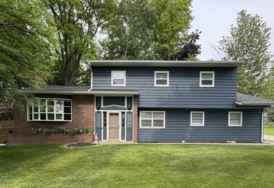 /international/us/379-pinehurst-drive-shelburne-vt-110108606602/