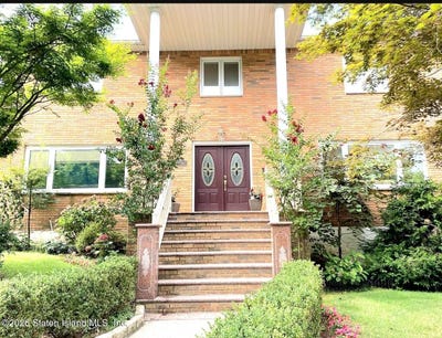 /international/us/26-altoona-avenue-staten-island-ny-110106732758/