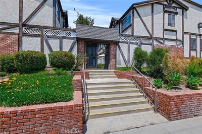 /international/us/20737-roscoe-boulevard-winnetka-ca-110108094734/