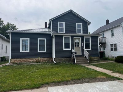 /international/us/1103-kilbourn-avenue-tomah-wi-110108816640/