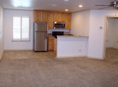 /international/us/118-s-main-street-leonard-tx-110108637642/